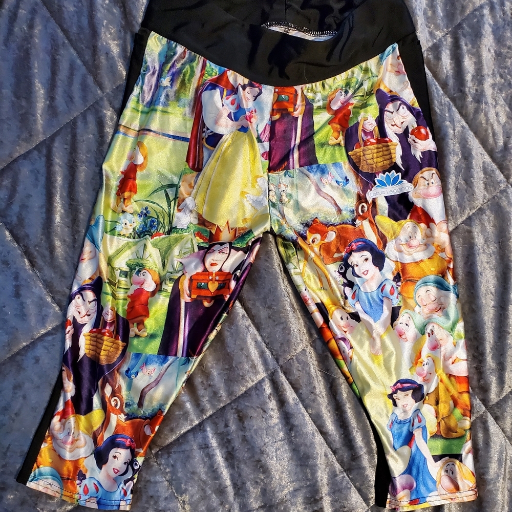 Lotus Legging Snow White cropped leggings